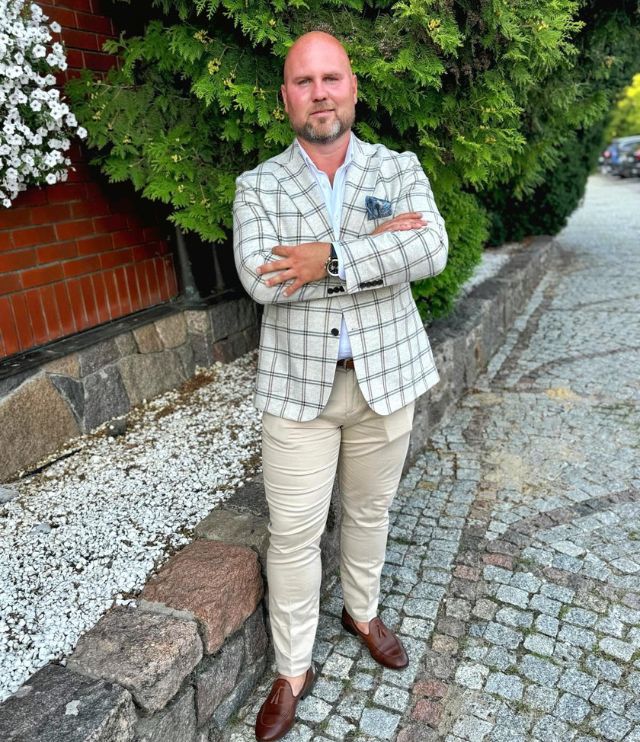 Empol Emil Iwaniuk - Generalny wykonawca inwestycji budowlanych